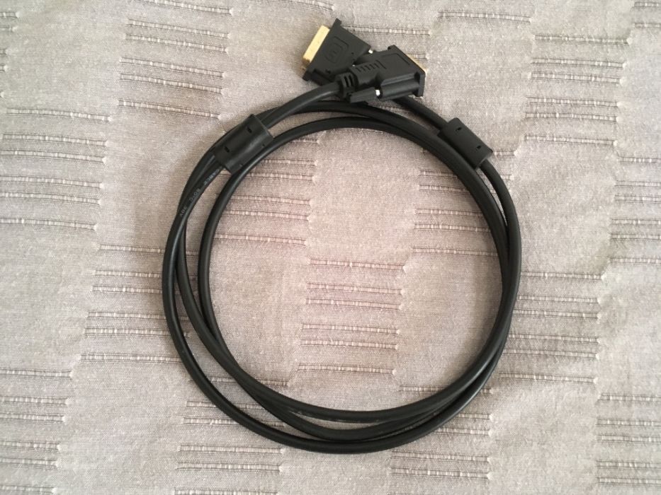 Set PC Desktop Complet + Monitor + Tastatura