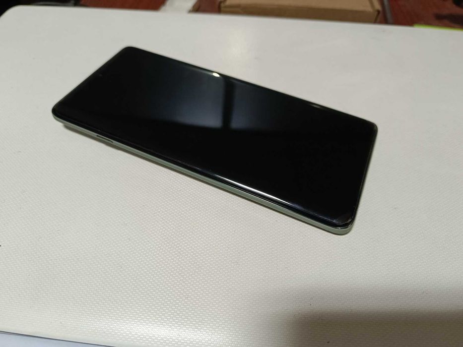 Motorola Edge 60 Pro-512GB-2 Години гаранция-Бързо зарядно устройство