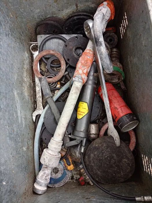 Vand pompa de tencuit sau schimb auto