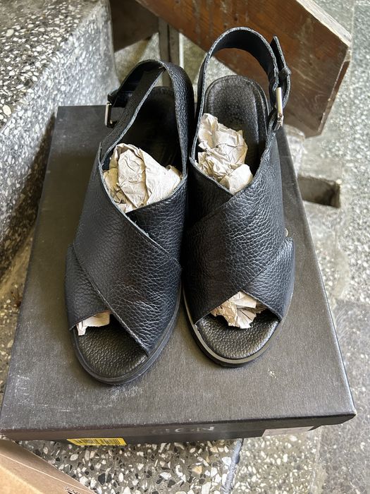 Самдали от естествена кожа