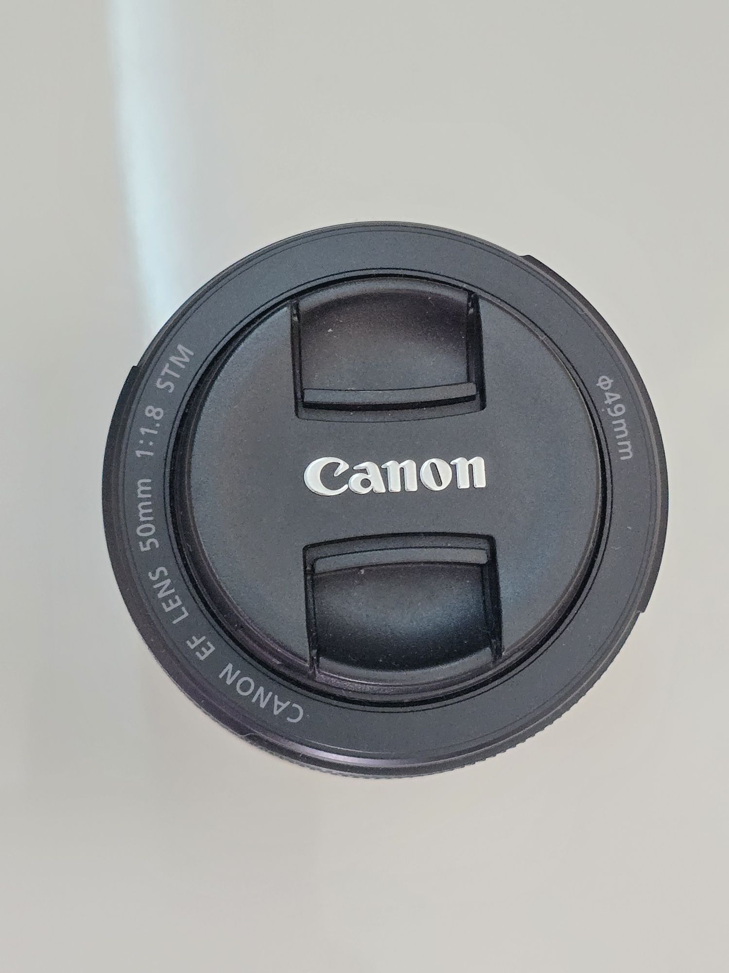 Обектив Canon EF 50mm f/1.8 STM