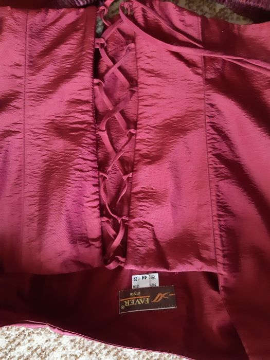 Vând rochie de seara mar 42