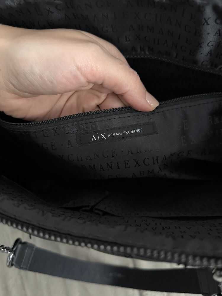 Armani Exchange оригинална дамска чанта
