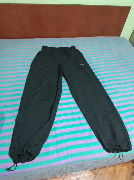 Оригинално Долнище Nike-M