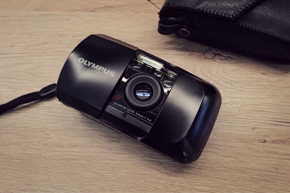 Aparat foto Olympus Mju 1 stare perfecta NOU film point and shot