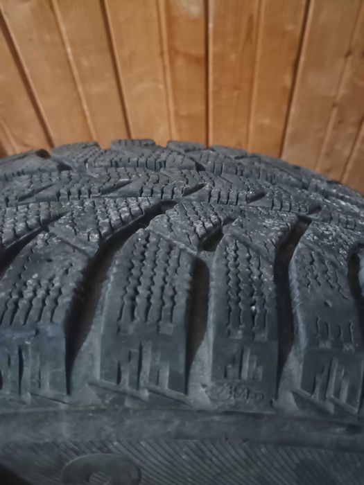 Зимни гуми 205 55 16 Ласса