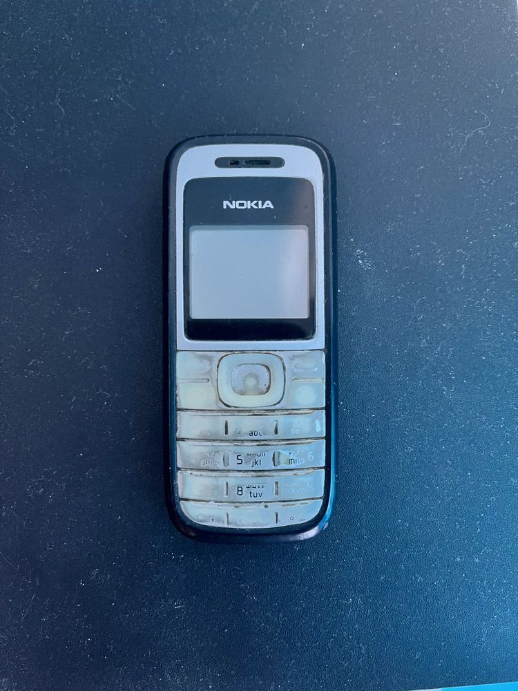 Продам Nokia.