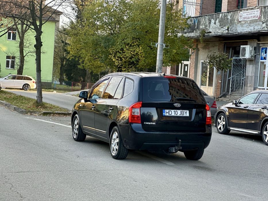 Kia Carens 2010 2.0 benzina Gpl
