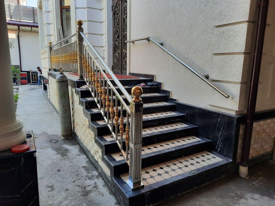 Перилла из нержавейки. Perilla nerjaveyka. Флакшток  BAYROQ