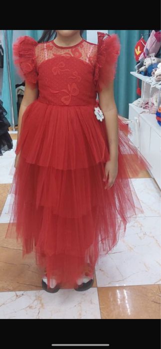 Платье на праздник !