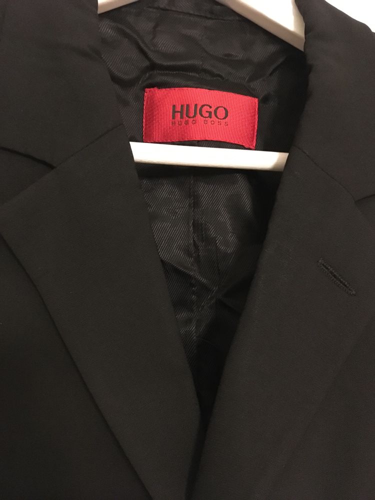 Sacou barbatesc Hugo Boss negru, marime 50 , lana