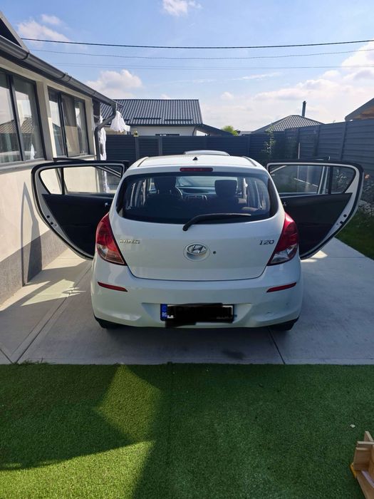 Vand  sau achimb Hyundai i20