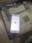 Vand iphone 8 pentru piese