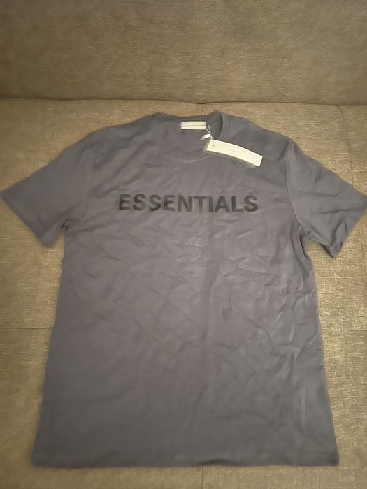 Tricou essentials