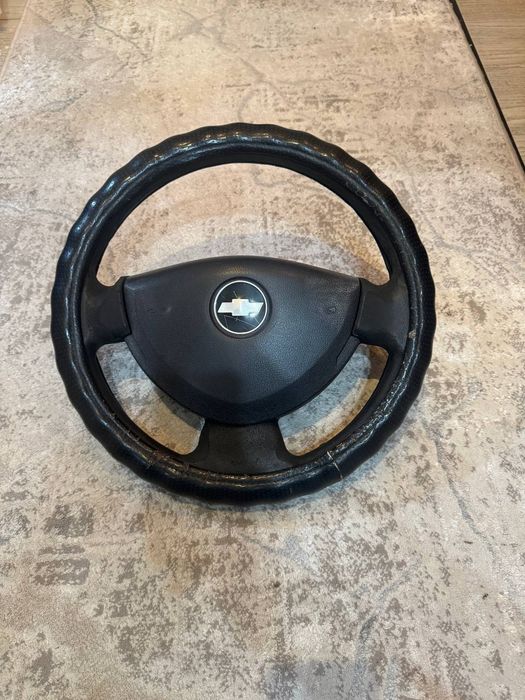 Nexia 2 rul yaxshi xolatda