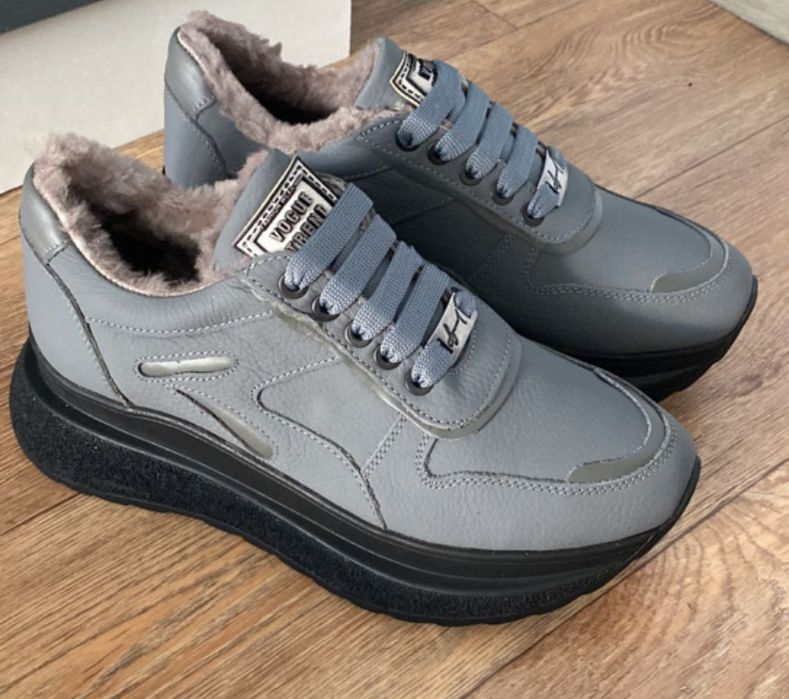 Зимний крос. Новый! Турция! Натуральная кожа, натуральный мех