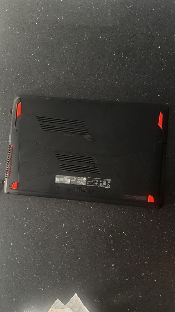 Геймърски лаптоп ASUS ROG STRIX GL753VE-GC169