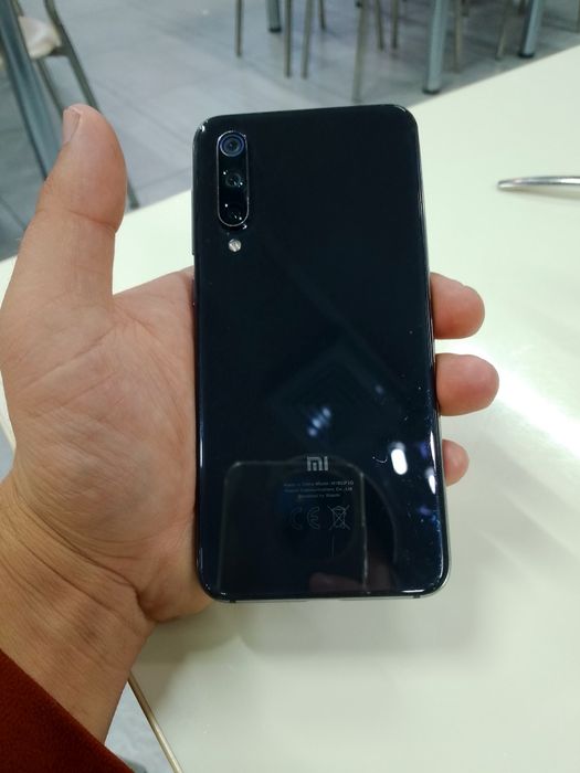 Xiaomi Mi 9 Se ideal kor dok bor obmen bor
