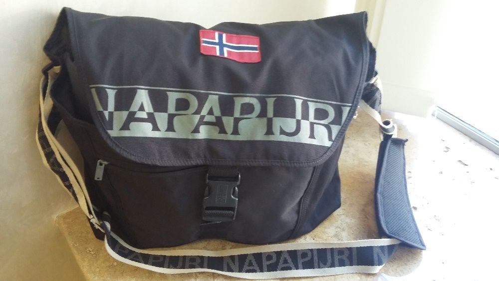 Napapijri