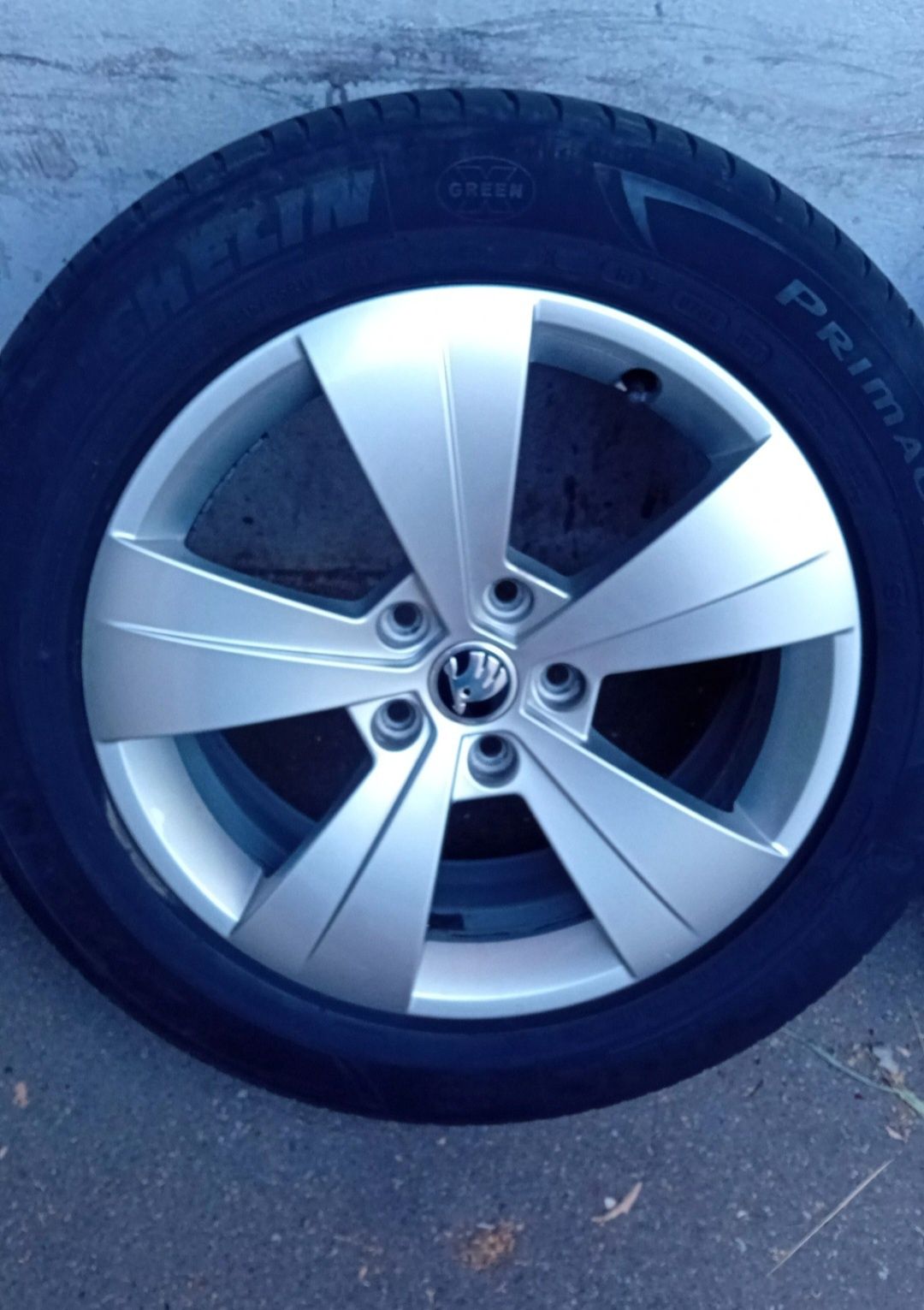 Jante skoda 5x112 17 originale bonus anvelope 215 55 17,bune