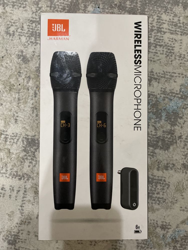 Продаю новый Микрафон LBL WIRELESSMICROPHONE новый очень срочно, торг