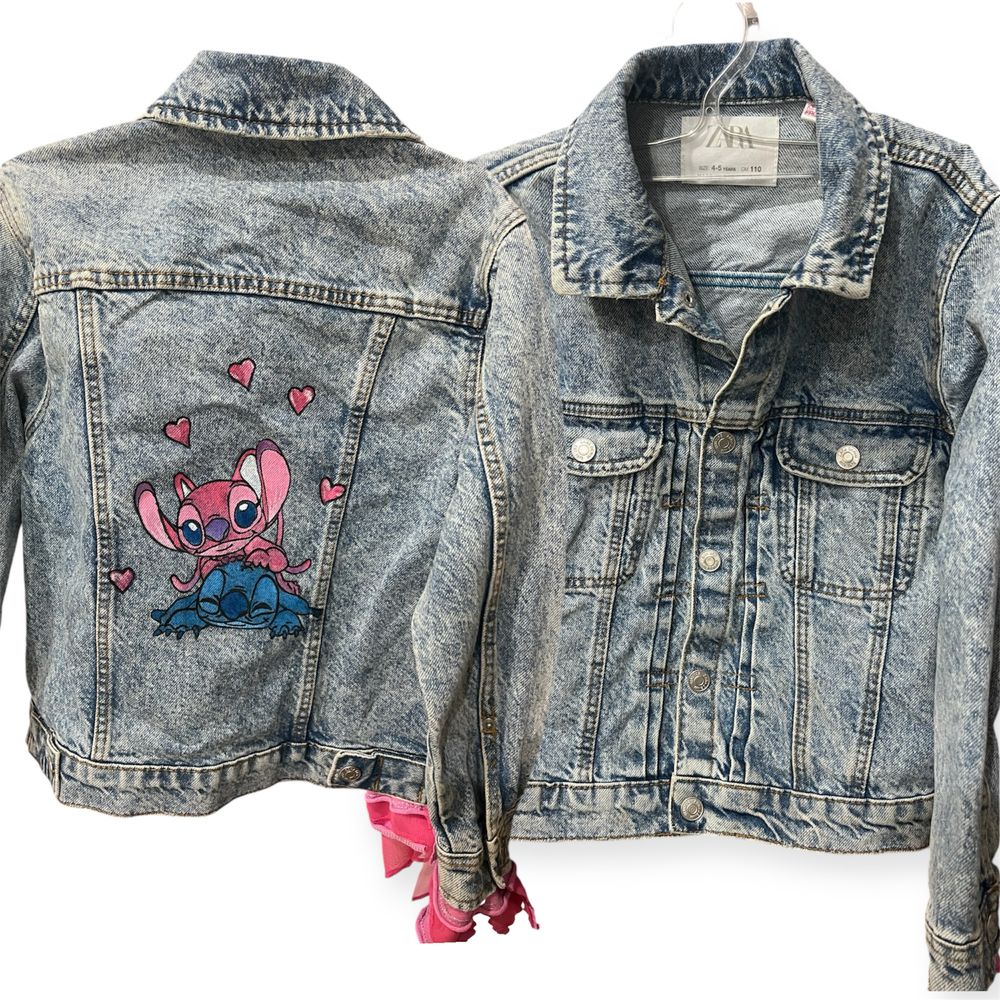 Дънково яке zara 110  ръчно рисувано Stitch (Lilo & Stitch)