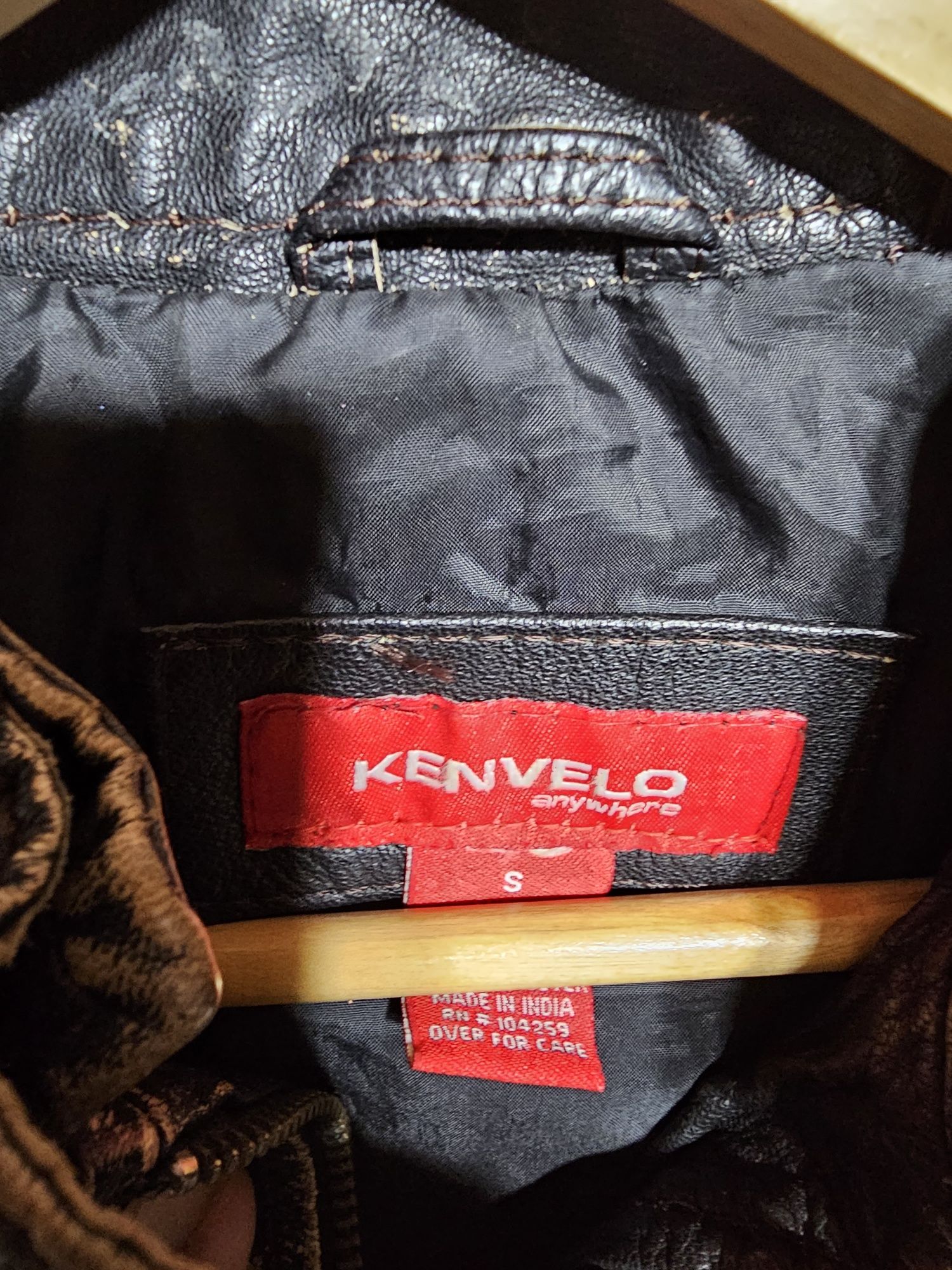 Geaca kenvelo piele marimea S