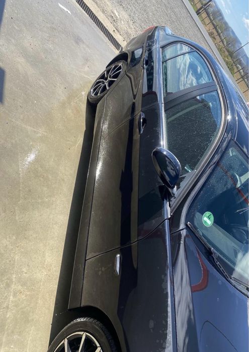 Vand sau schimb BMW 318i