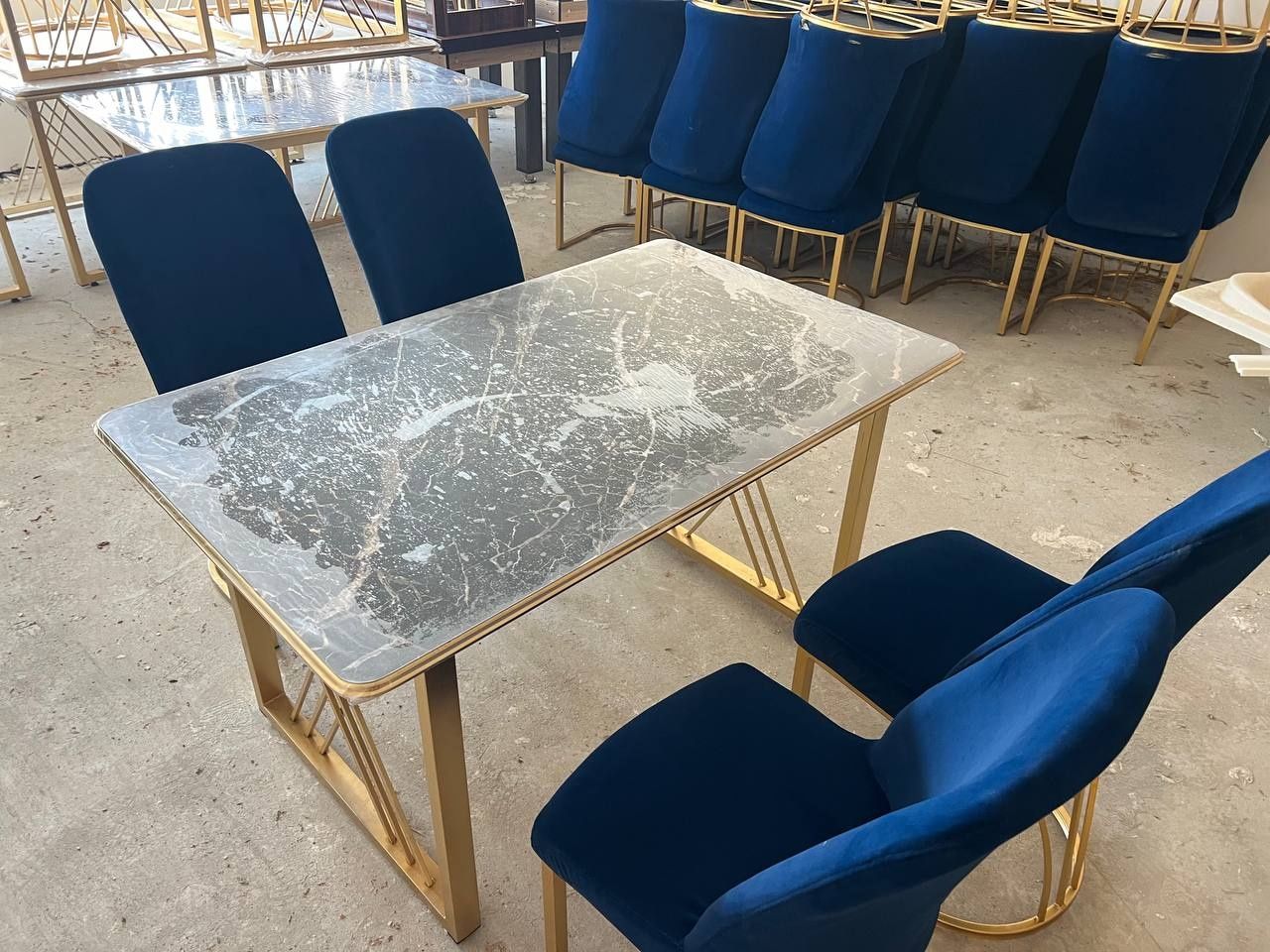 Kafe uchun kamplekt stol stullar