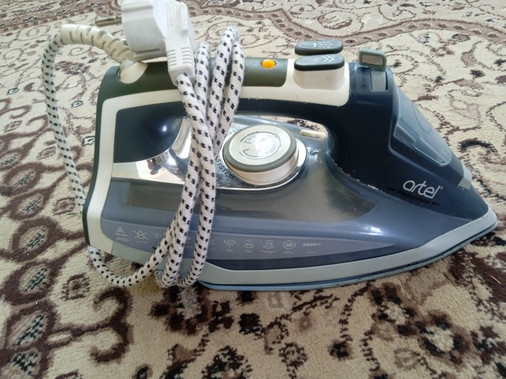Утюг ART-SI-9501 продаю срочно!!!