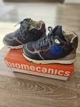 Pantofi sport Biomecanics marime 25