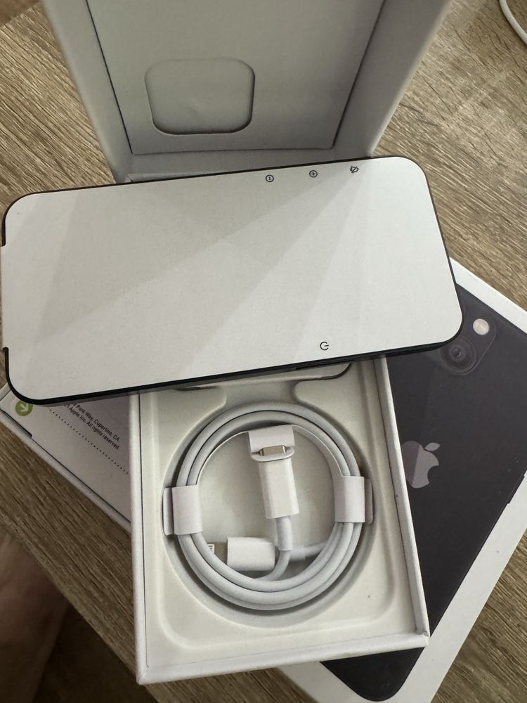 Iphone 13 mini black 128gb НОВИ запечатани 1 год гаранция