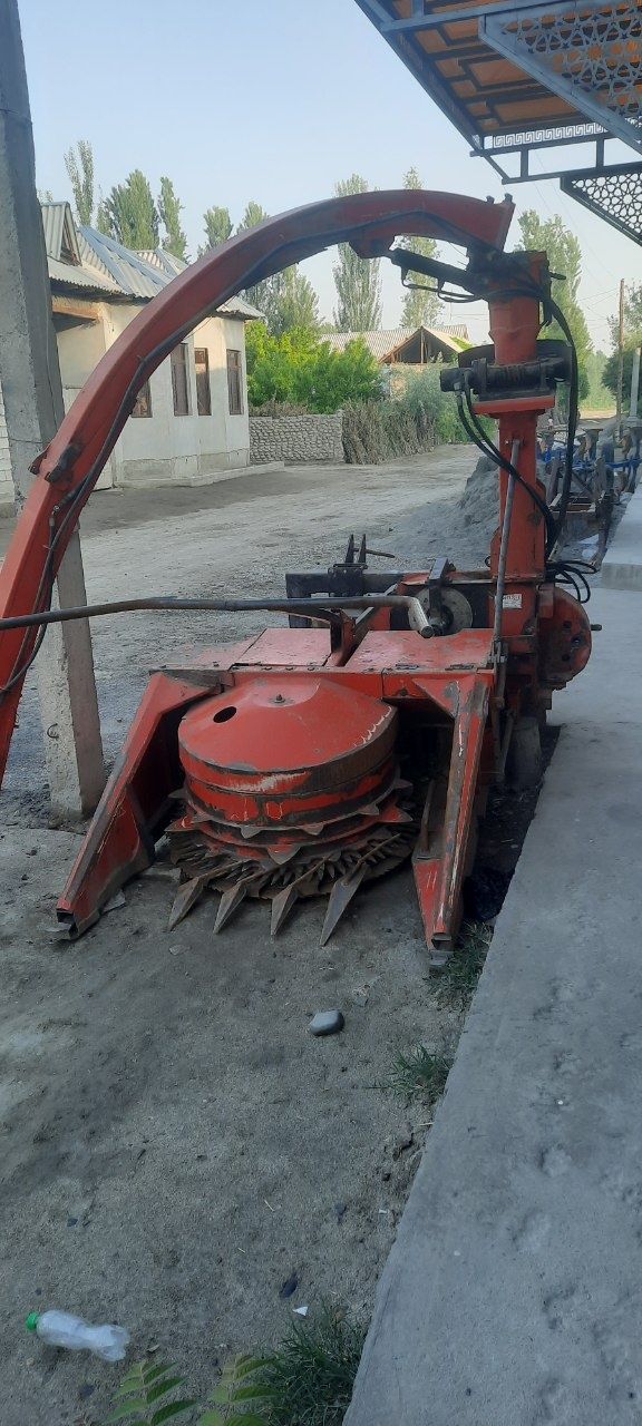 Sotiladi makka silos qiladigan aparat