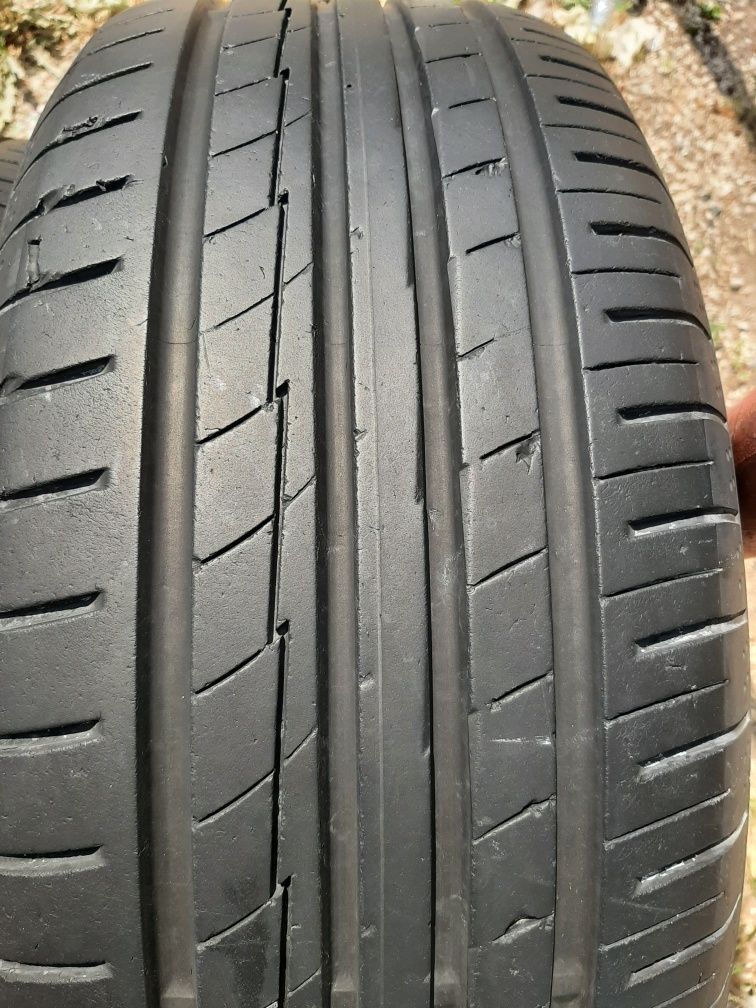 Продам шины 235/55/18 якогама