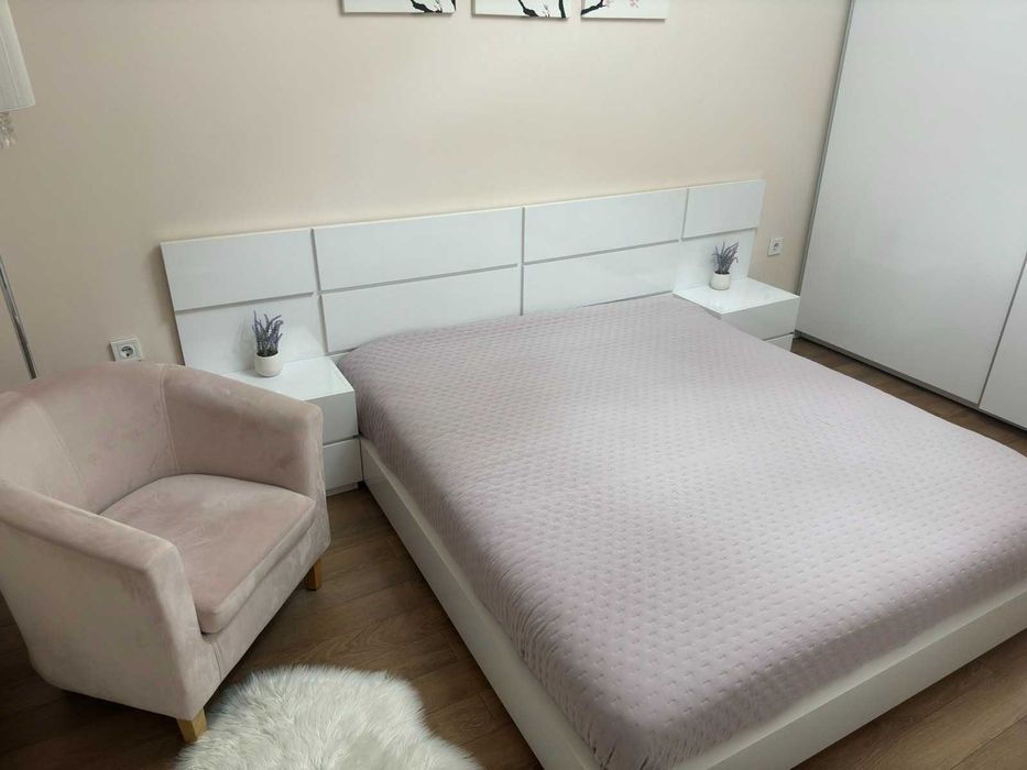 Продава се Тристаен апартамент в Асеновград - 114 кв.м за 1658 €/кв.м - Снимка #1