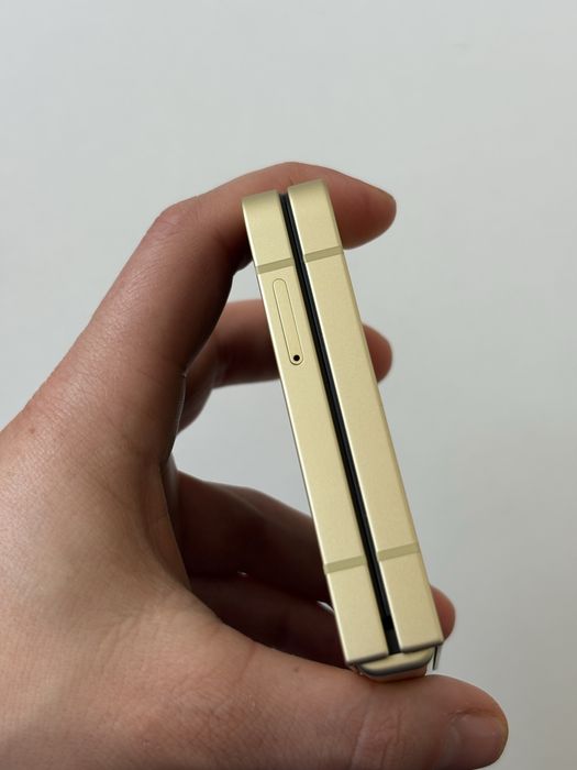 Vand/Schimb Samsung Z Flip 6 512gb