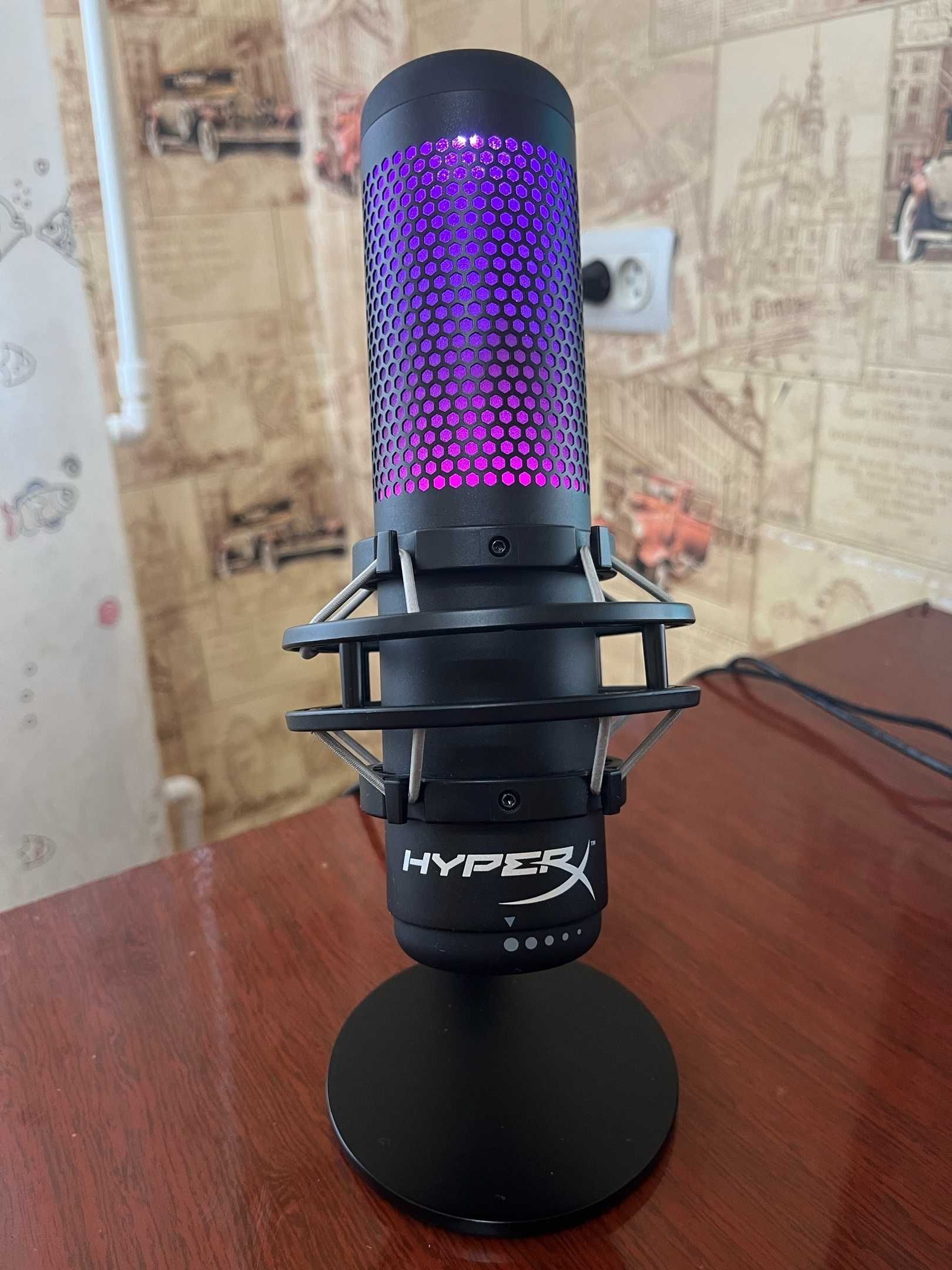 Микрофон HyperX QuadСast S