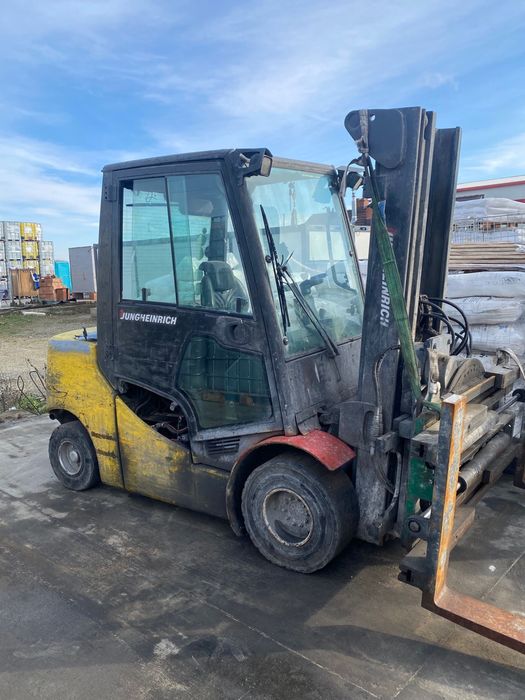 Stivuitor Jungheinrich – stare funcțională parțială