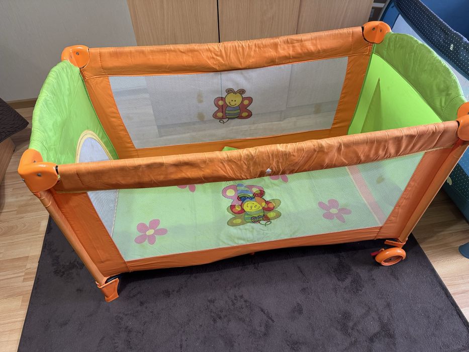 Бебешки кошари