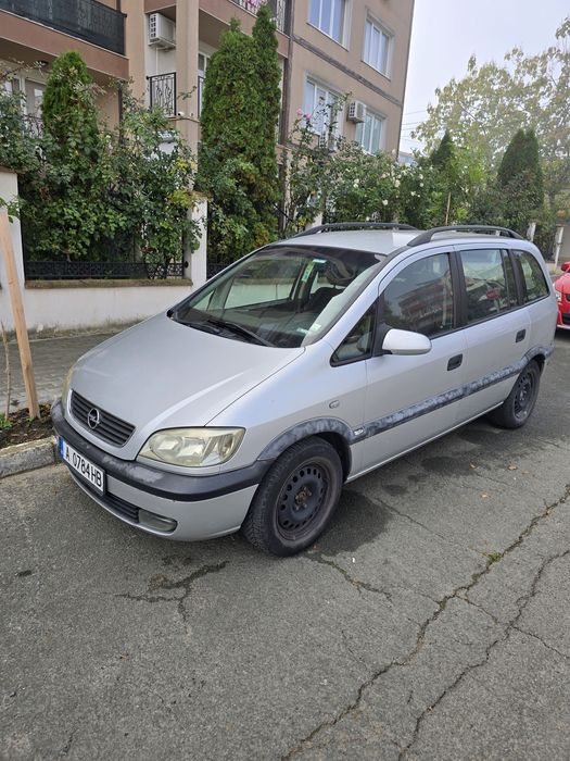 Опел Зафира 2002