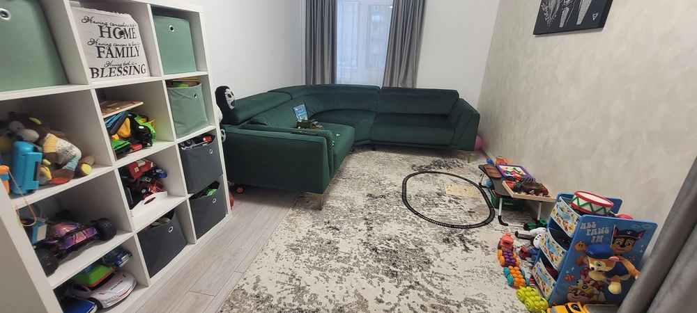 Apartament 3 camere decomandat, renovat, parter .