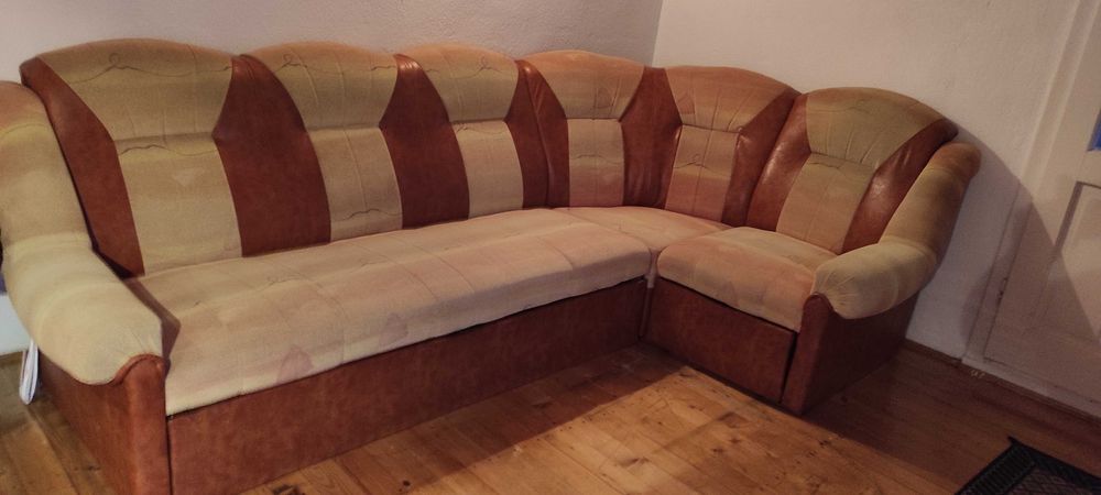 Vand Coltar trei colt unu negociabil