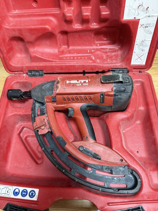 Pistol cuie hilti gx100