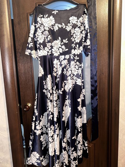 Продам платья состояния отличное