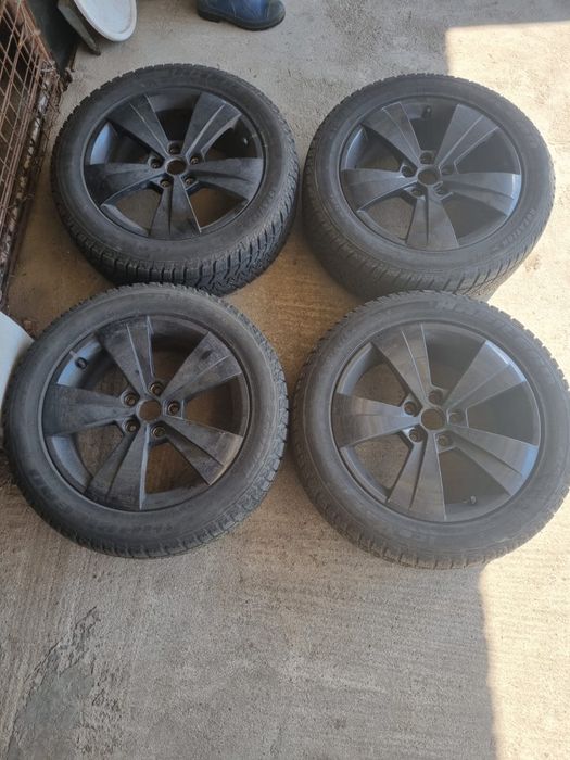 Jante Skoda VW r17 anvelope iarna profil 6 mm