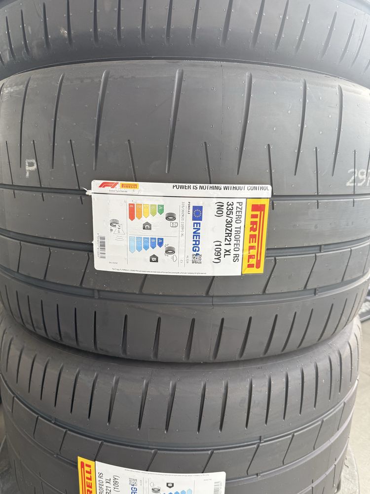 335/30/21//275/35/20 PIRELLI TROFEO RS