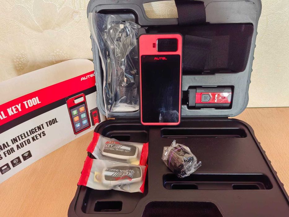 AUTEL KM100X программатор ключей