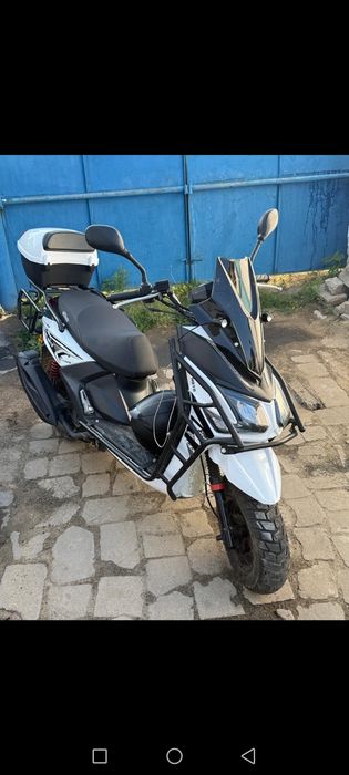 Продаю скутер в идеале ,самурай ABS Moto