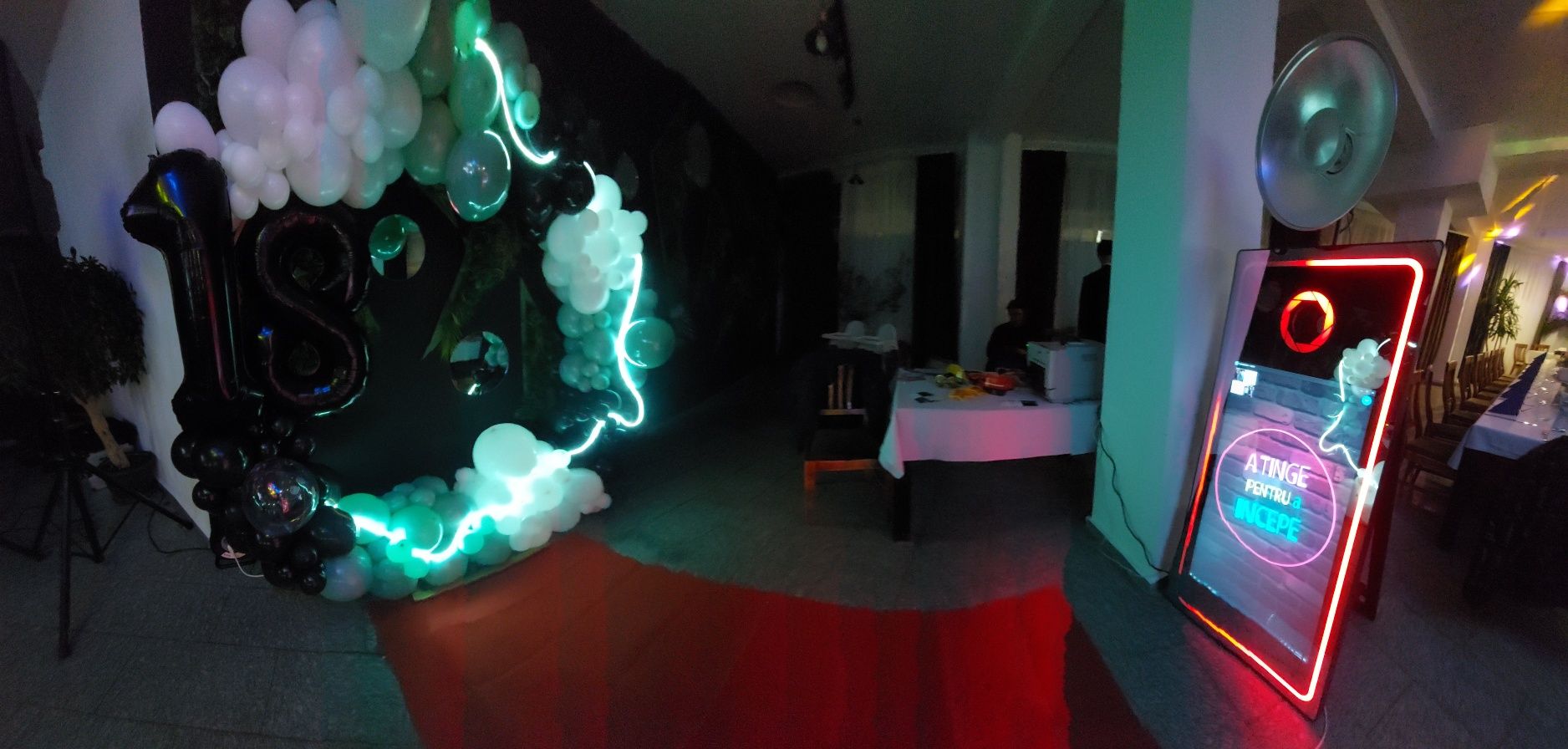 Cabina foto/ Oglinda magica (magic mirror)/360 Video Booth, Platforma
