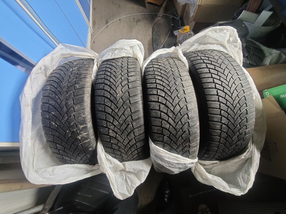 Шины зимние 225/60R18